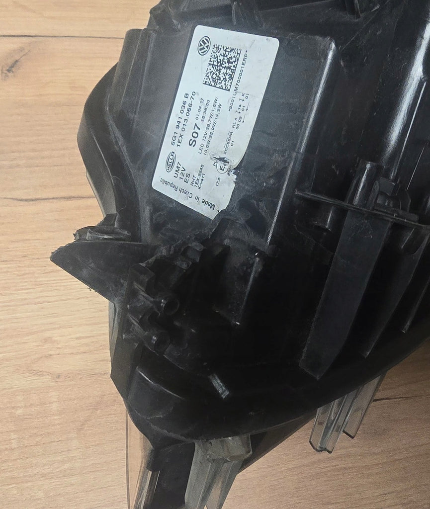 Frontscheinwerfer VW Golf VII 5g1 5G1941036B 1EX013 066-70 LED Rechts Headlight SCH8030880176ym