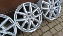 Laden Sie das Bild in den Galerie-Viewer, 4x Alufelge 17 Zoll 7.5" 5x112 55ET Matt Silber KBA49355 Rim Wheel FEL2587574855ly