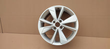 Load image into Gallery viewer, 1x Alufelge 16 Zoll 6.0" 4x100 43ET 1ST601025J Skoda Citigo Rim Wheel FEL8011738081fl