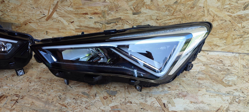 Frontscheinwerfer Seat Tarraco 5FJ941008H 5FJ941007H LED Rechts oder Links