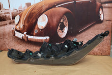 Laden Sie das Bild in den Galerie-Viewer, Frontscheinwerfer Toyota Corolla 81150-02S60 LED Ein Stück (Rechts oder Links)