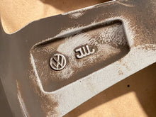 Load image into Gallery viewer, 1x Alufelge 17 Zoll 7.0" 5x112 45ET 2GA601025P VW T-Roc Rim Wheel FEL4416775891mi