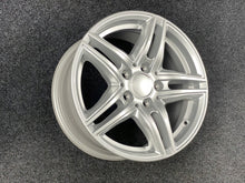 Laden Sie das Bild in den Galerie-Viewer, 1x Alufelge 16 Zoll 7.5" 5x112 45ET Glanz Silber KBA50092 Rim Wheel FEL9596753332qp
