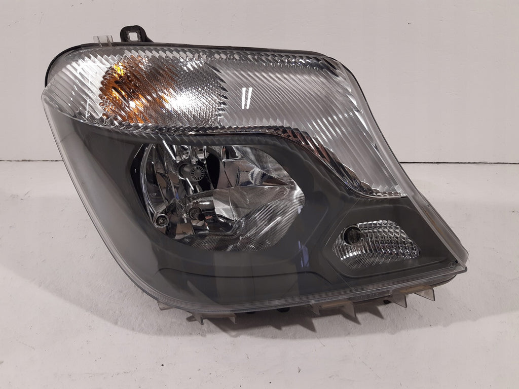 Frontscheinwerfer Mercedes-Benz A9068205700 Halogen Rechts Headlight