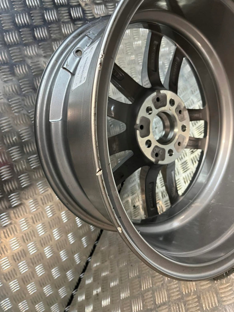 1x Alufelge 18 Zoll 8.0" 5x112 Glanz Silber 8093915 BMW Rim Wheel FEL6214253417pm
