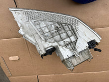 Load image into Gallery viewer, Frontscheinwerfer Skoda Octavia II Ein Stück (Rechts oder Links) Headlight SCH3813927749bt