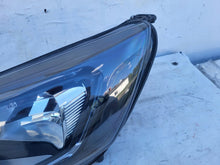 Laden Sie das Bild in den Galerie-Viewer, Frontscheinwerfer Ford Focus MX7B-13E015-CE Links Scheinwerfer Headlight