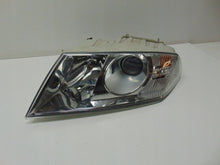 Laden Sie das Bild in den Galerie-Viewer, Frontscheinwerfer Skoda Octavia II 1Z1941017N Xenon Links Scheinwerfer Headlight SCH7208345483zs