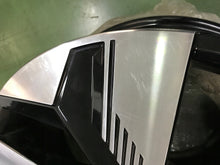 Laden Sie das Bild in den Galerie-Viewer, 1x Alufelge 20 Zoll 7.0&quot; 5x114.3 34ET Glanz Schwarz 403001816 Renault E-Tech