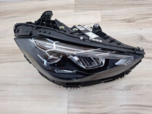 Laden Sie das Bild in den Galerie-Viewer, Frontscheinwerfer Mercedes-Benz W206 A2069066204 Rechts Scheinwerfer Headlight SCH9585920416zs