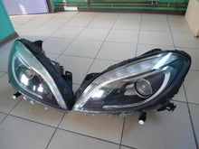 Laden Sie das Bild in den Galerie-Viewer, Frontscheinwerfer Mercedes-Benz W246 A2468200139 Ein Satz Scheinwerfer Headlight SCH4503225932ke