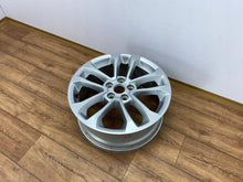 Laden Sie das Bild in den Galerie-Viewer, 1x Alufelge 17 Zoll 7.0&quot; 5x108 50ET LJ6C-1007-A1B Ford Rim Wheel