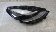 Laden Sie das Bild in den Galerie-Viewer, Frontscheinwerfer Tesla Y 1514953-00-D LED Rechts Scheinwerfer Headlight