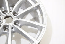 Laden Sie das Bild in den Galerie-Viewer, 1x Alufelge 17 Zoll 7.5" 5x112 30ET 6883520 BMW G21 G20 Rim Wheel FEL5025402540vu