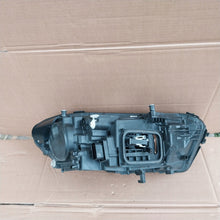 Laden Sie das Bild in den Galerie-Viewer, Frontscheinwerfer Mercedes-Benz W177 A1779063705 LED Links Headlight SCH9030503429pv
