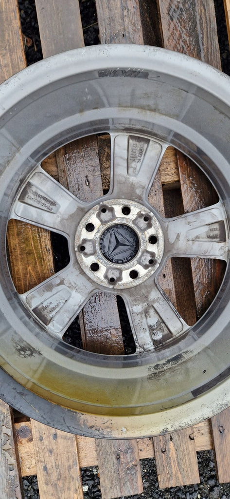 1x Alufelge 17 Zoll 7.0" 5x112 48 5ET A2054012400 Mercedes-Benz W205 Rim Wheel