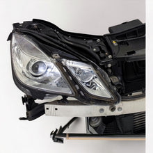 Laden Sie das Bild in den Galerie-Viewer, Frontscheinwerfer Mercedes-Benz W212 A2128201039 Xenon Rechts Headlight