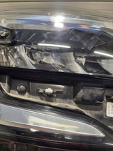 Laden Sie das Bild in den Galerie-Viewer, Frontscheinwerfer Renault Clio I V 260100902R LED Rechts Scheinwerfer Headlight SCH1182731028qk