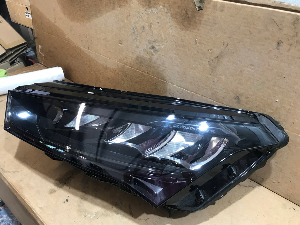 Frontscheinwerfer Skoda Enyaq 5LB941015 Full LED Links Scheinwerfer Headlight