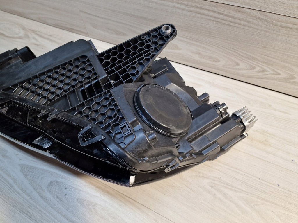 Frontscheinwerfer Skoda Superb III 3V1941016C LED Rechts Scheinwerfer Headlight