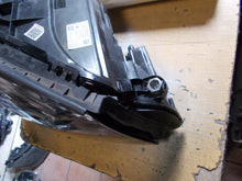 Laden Sie das Bild in den Galerie-Viewer, Frontscheinwerfer Mercedes-Benz W213 A2139066604 LED Rechts Headlight SCH8457440550jl