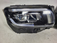 Laden Sie das Bild in den Galerie-Viewer, Frontscheinwerfer Mercedes-Benz W247 A2479063100 A2479063200 Ein Satz Headlight SCH2629731911th