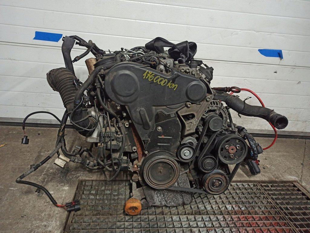Motor Audi A5 A4 CAGA 2.0 TDI 143PS 105kW 172TKm Diesel Engine Komplett