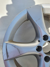 Load image into Gallery viewer, 1x Alufelge 17 Zoll 7.5&quot; 5x112 52 5ET Glanz Silber A2464010502 Mercedes-Benz