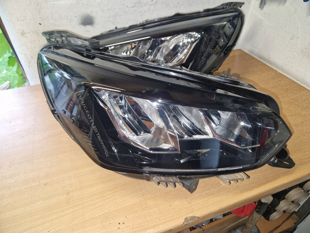 Frontscheinwerfer Peugeot 208 9833036380 9833036180 LED Rechts oder Links