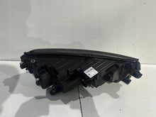 Laden Sie das Bild in den Galerie-Viewer, Frontscheinwerfer Skoda Octavia IV 5E4941015 Full LED Links Headlight SCH5439823823fb