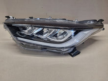 Load image into Gallery viewer, Frontscheinwerfer Toyota Yaris Full LED Ein Stück (Rechts oder Links) Headlight SCH8647386910cz