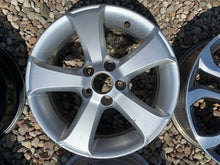 Load image into Gallery viewer, 1x Alufelge 15 Zoll 6.0" 5x100 40ET Glanz Silber 6R0071495A VW Polo Rim Wheel FEL8001727041im
