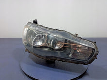Laden Sie das Bild in den Galerie-Viewer, Frontscheinwerfer Mitsubishi Lancer VIII I -990052- P6119R Rechts Headlight SCH6767620760om