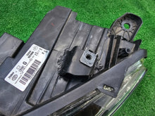 Laden Sie das Bild in den Galerie-Viewer, Frontscheinwerfer Toyota Proace City 9835780680 Links Scheinwerfer Headlight SCH6577358344xp
