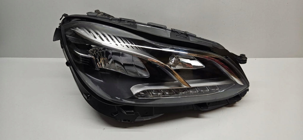 Frontscheinwerfer Mercedes-Benz W212 A2128205039 LED Rechts Headlight SCH8752372842yu