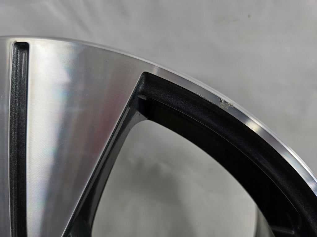 1x Alufelge 18 Zoll 7.0" 5x112 45ET Glanz Graphit 81A601025G Audi Q2 Mg FEL1272449435zs