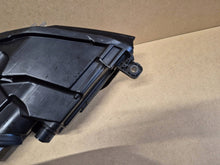 Laden Sie das Bild in den Galerie-Viewer, Frontscheinwerfer VW Caddy 2K1941015B 2K1941016A Ein Stück (Rechts oder Links) SCH3360416668bg