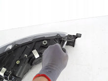 Laden Sie das Bild in den Galerie-Viewer, Frontscheinwerfer Seat I Ibiza V 6F1941015 Ein Stück (Rechts oder Links)