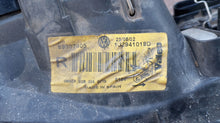 Laden Sie das Bild in den Galerie-Viewer, Frontscheinwerfer VW Golf IV 1J2941015D 1J2941018D Ein Satz Headlight SCH6393830696rh