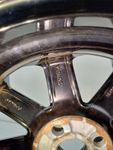Laden Sie das Bild in den Galerie-Viewer, 1x Alufelge 15 Zoll 4.5" 5x100 35ET 42611-0H050 Toyota Aygo Rim Wheel FEL5175527728jj