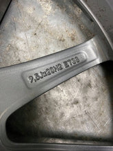 Load image into Gallery viewer, 1x Alufelge 20 Zoll 9.5" 5x112 38ET Glanz Graphit A2224014100 Mercedes-Benz W222 FEL2235219361ud