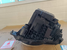 Laden Sie das Bild in den Galerie-Viewer, Frontscheinwerfer Land Rover Defender L663 L8B213W029BF LED FALSE Headlight SCH2649964439nm