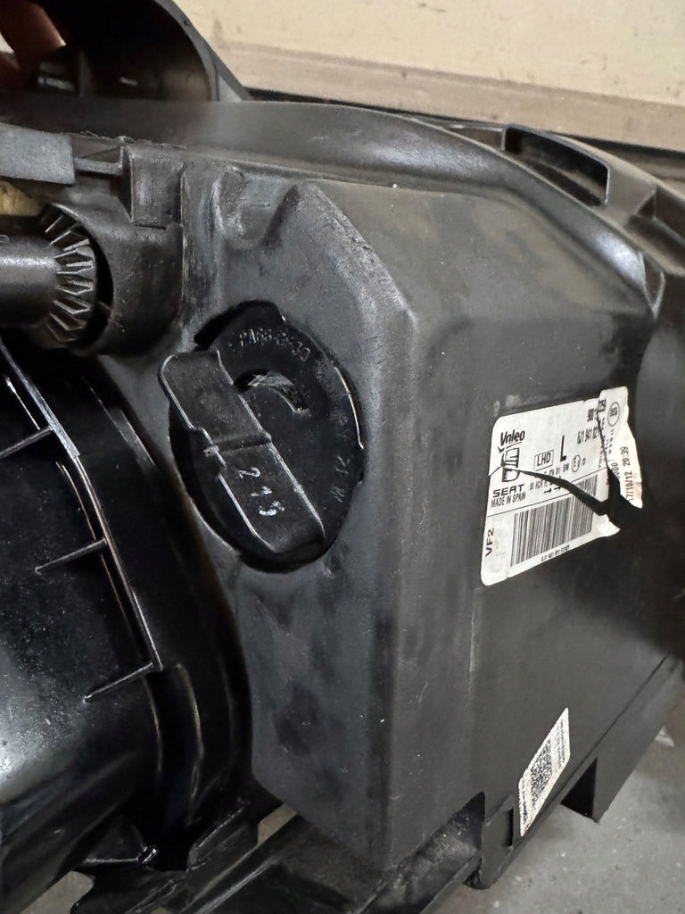 Frontscheinwerfer Seat Ibiza IV 6J1941022E LED Ein Stück (Rechts oder Links) SCH8601126213gp