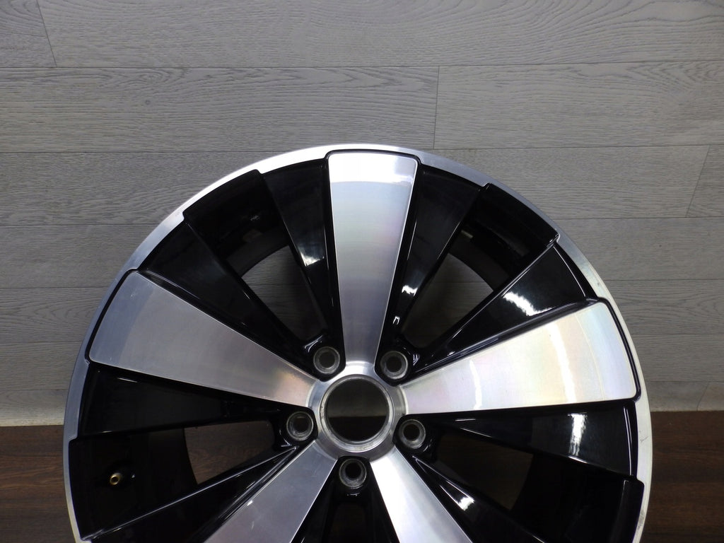 1x Alufelge 18 Zoll 8.0" 5x112 48ET Glanz Schwarz 5C0601025AK VW New Beetle