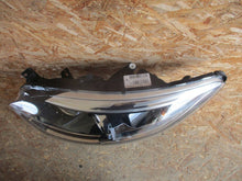 Laden Sie das Bild in den Galerie-Viewer, Frontscheinwerfer Renault Captur I 260603859R Links Scheinwerfer Headlight SCH1446863891tw