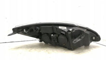 Laden Sie das Bild in den Galerie-Viewer, Frontscheinwerfer Renault Grand Scénic II 260601946R Links Headlight SCH3247817690gd