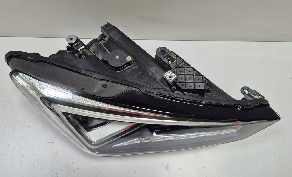 Frontscheinwerfer Seat Leon 5FB941008G Full LED Ein Stück (Rechts oder Links)