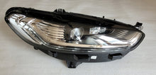 Load image into Gallery viewer, Frontscheinwerfer Ford Mondeo V 8961-359 90116931 LED Rechts Headlight