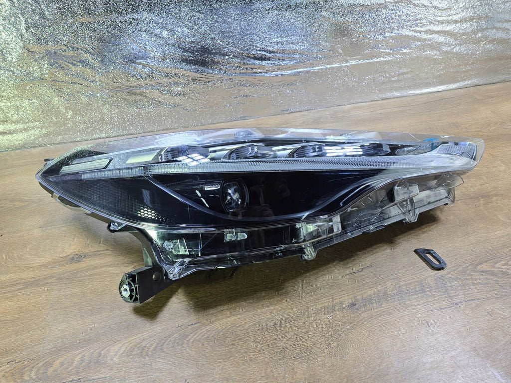 Frontscheinwerfer Toyota Corolla Rechts Scheinwerfer Headlight SCH7154683229vb