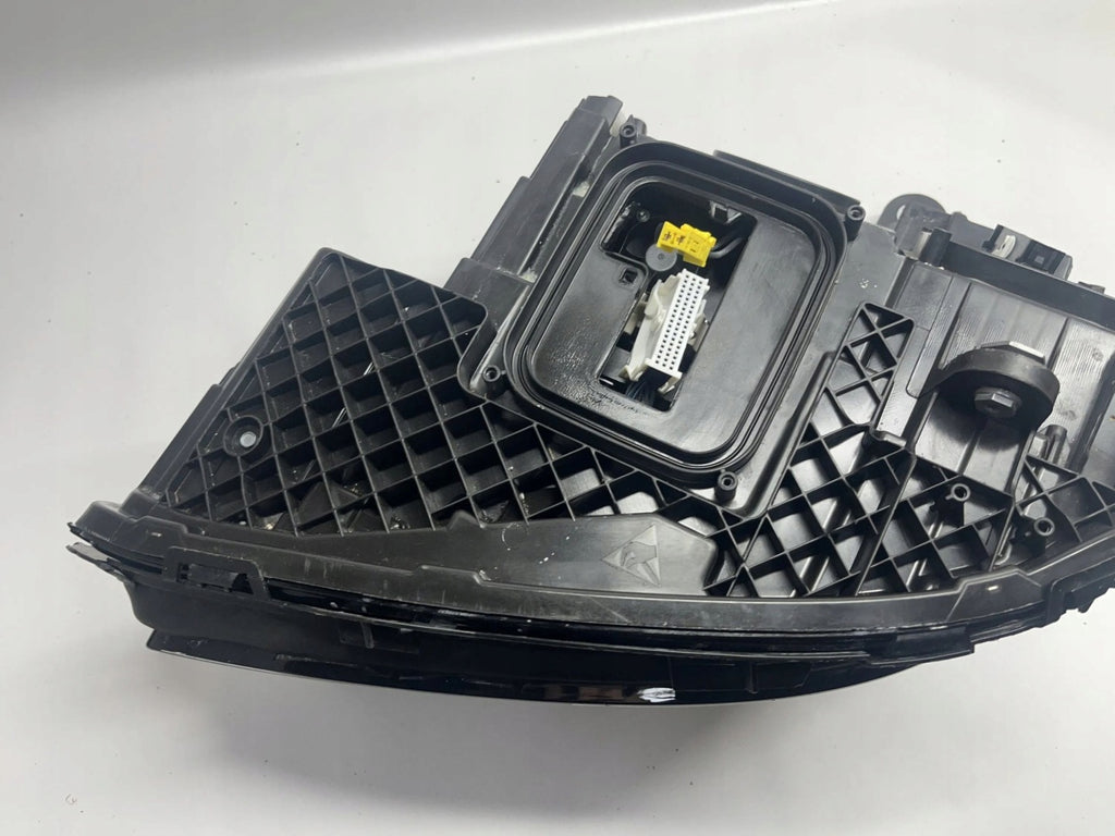 Frontscheinwerfer Mercedes-Benz W213 A2139069808 LED Rechts Headlight SCH8128012149bg